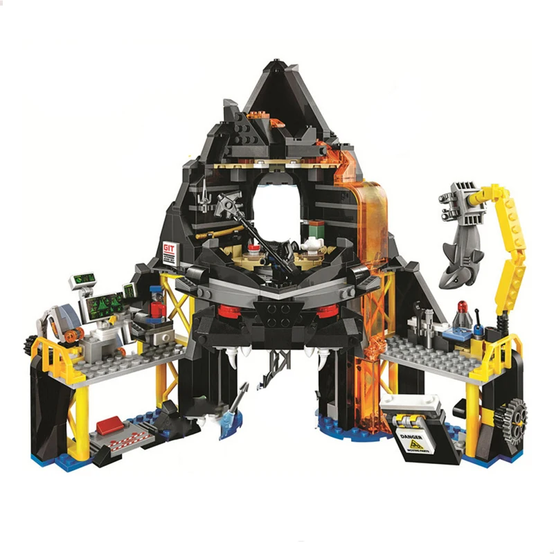 

2020 Новый конструктор Garmadon's Volcano Lair, совместимый с 70631 строительными блоками, игрушки для детей, подарок на день рождения