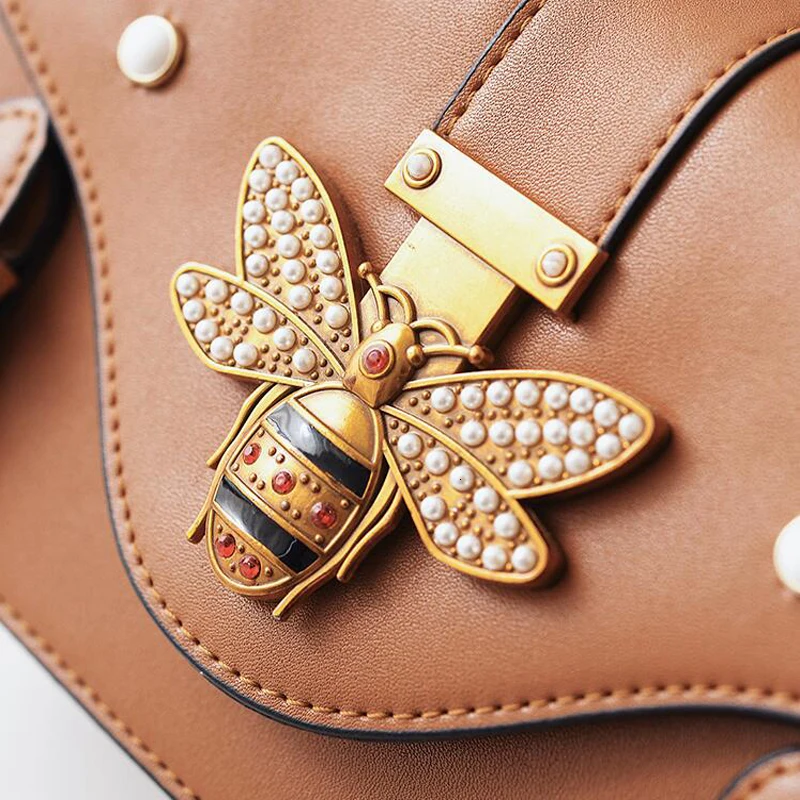 Женская сумка мессенджер модная брендовая дизайнерская в стиле ретро с декором