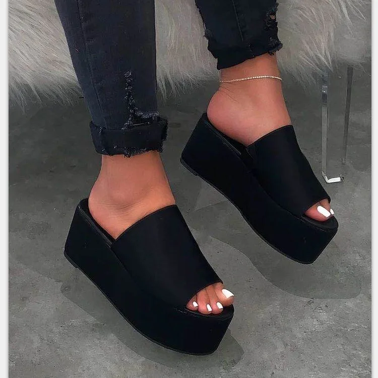 

2020 Fashion Women Sandals Slipper Summer Outdoor Flip-flops Beach Shoes Female Non-Slip Platform Women Slippers Plus Size 698