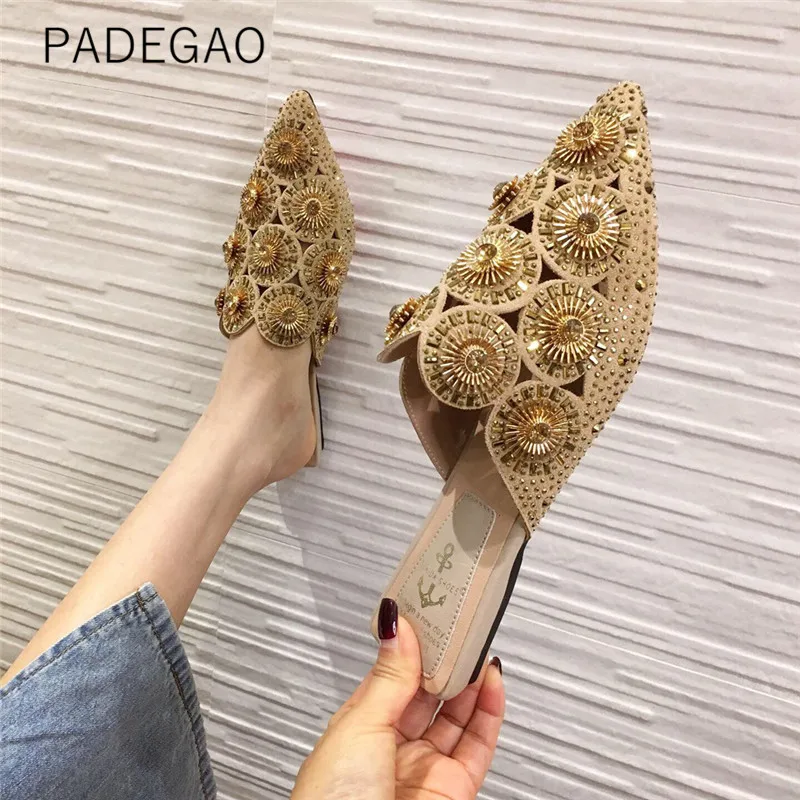 

New Arrival Fashion Hollow Out Women Slippers 2020 Casual Bling Crystal Point-toe Slippers