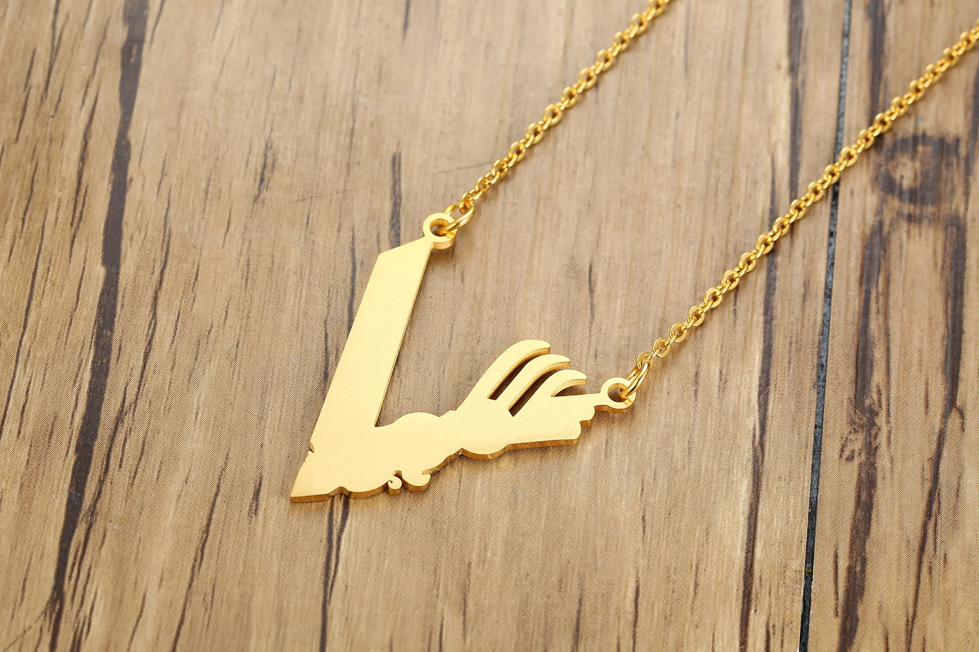 

QWC VNN51 steel men's Pendant hip hop necklace hot sell popular single man heart and cute style gift