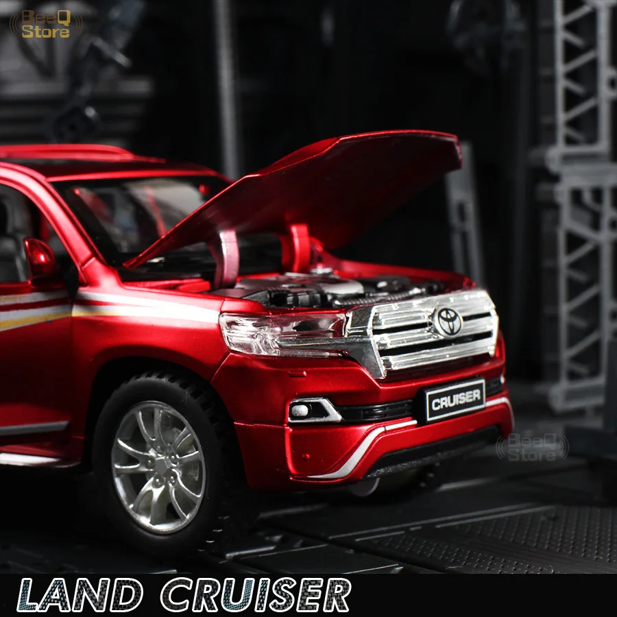 Литая модель автомобиля Toyota Land Cruiser 1:32 внедорожника игрушечная машинка со звуком