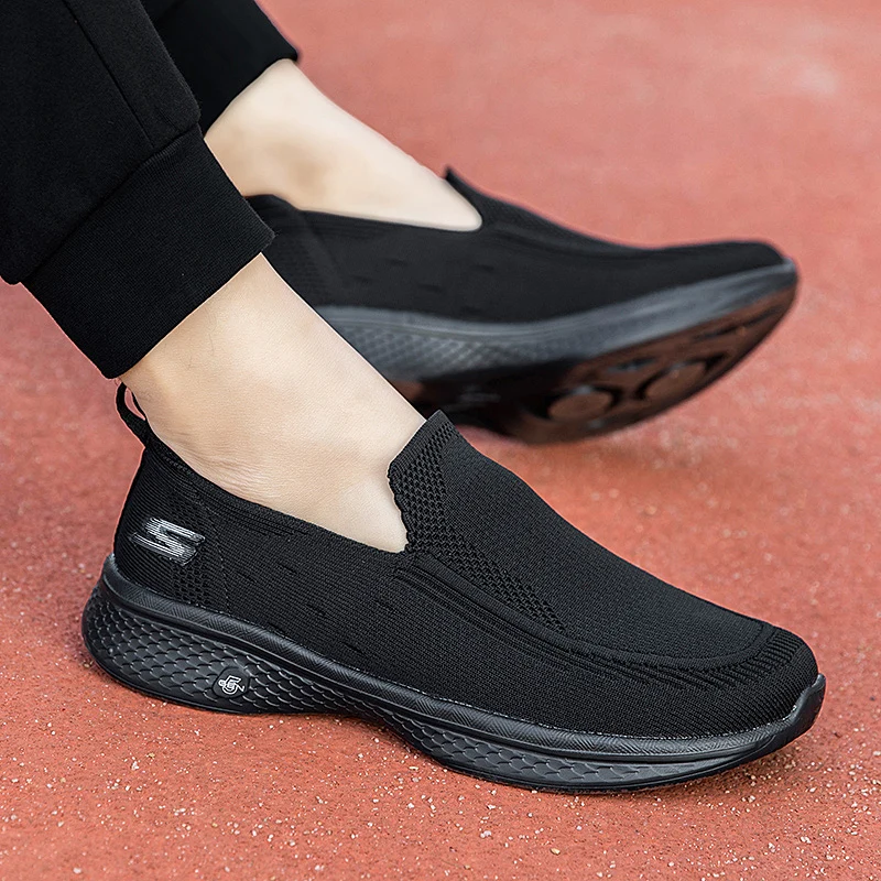 

2021 Fashion Brand Sport Shoes For Men Blue Gray Running Men Sneakers Rubber Sole Man Walking Shoe Slip-on Mens Training Shoes