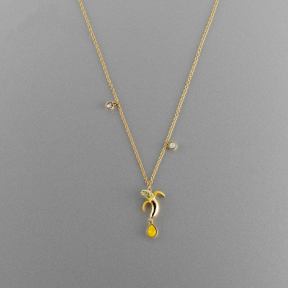 

High quality SWA original innovation Ms. original banana Necklace Charming fashion jewelry