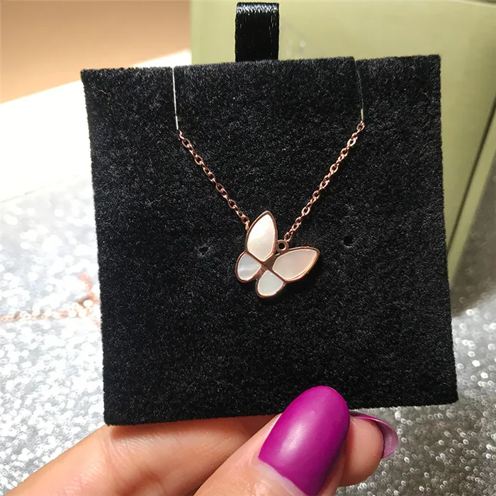 rose gold Yun ruo Роза натуральный золотой цвет броши в виде бабочки из раковины кулон Цепочки и ожерелья 316L Титан Сталь женские подарок ювелирных изделий никогда не увядает Прямая - Окраска металла: rose gold