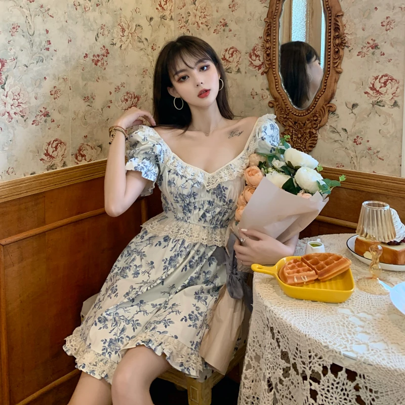 

Sweet Puff Sleeve Lace Ruffle Cute Dress Women Retro French Summer Lady Vestidos Female Vintage Square Collar Floral Print Dress