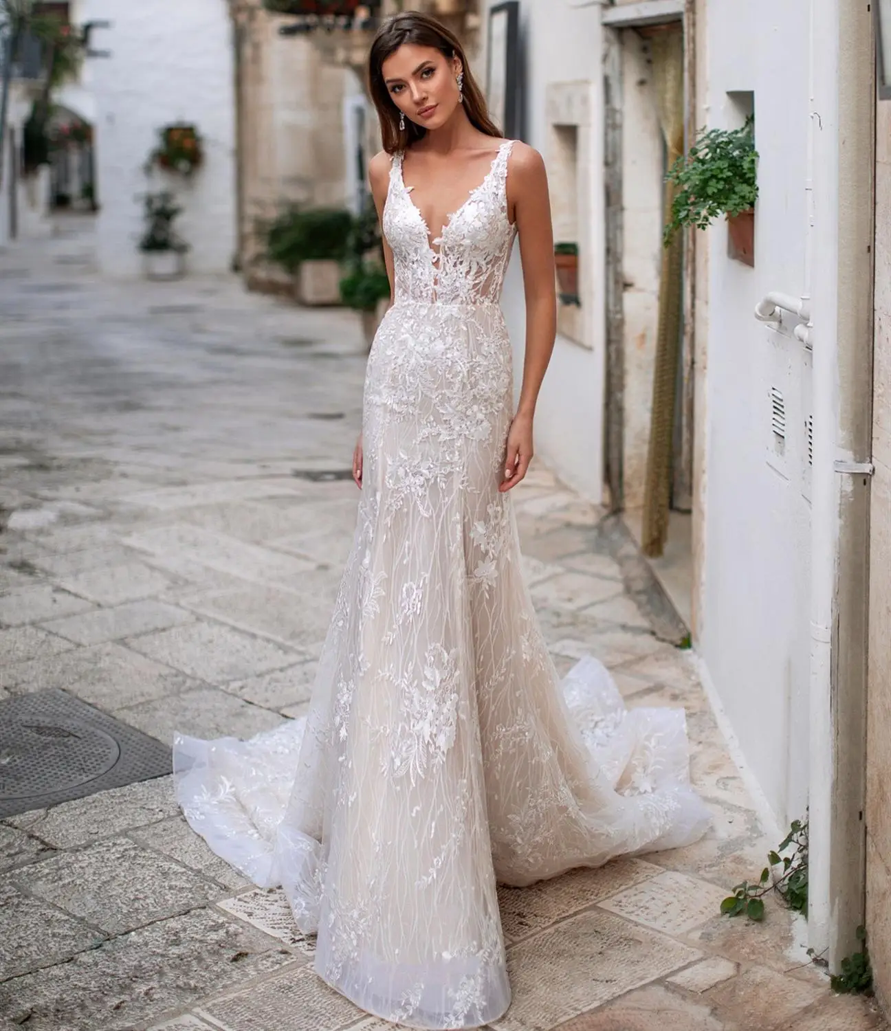

Sexy New Mermaid Wedding Dresses 2020 V-neck Sleeveless Court Train Lace Backless Bridal Gowns Vestido de noiva longo gelinlik