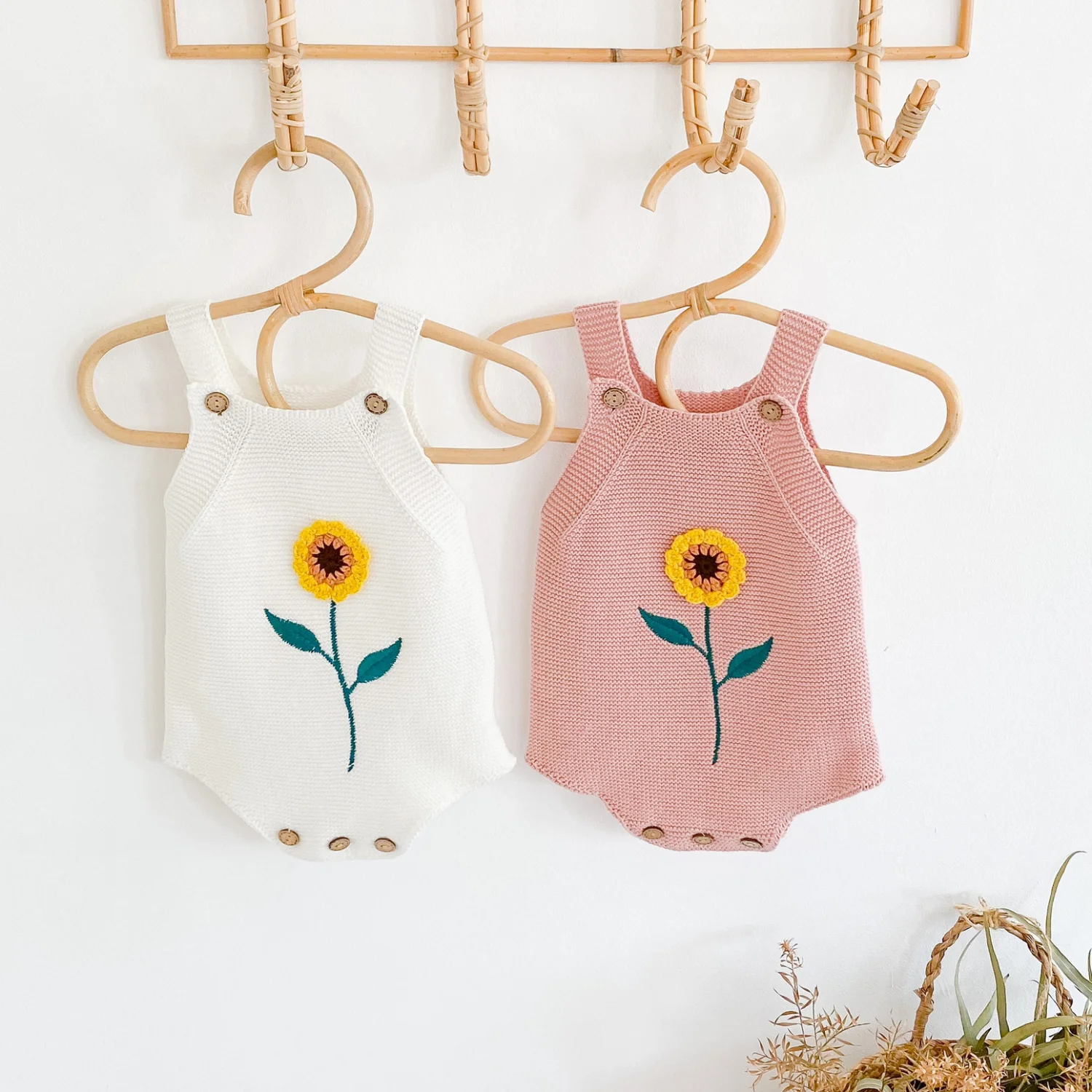 

Sunflower Strap Toddler Rompers Knitted Wool Autumn Spring Girl Newborn Baby Infant Fashion Cotton Bodysuit Lovey Baby Outfits