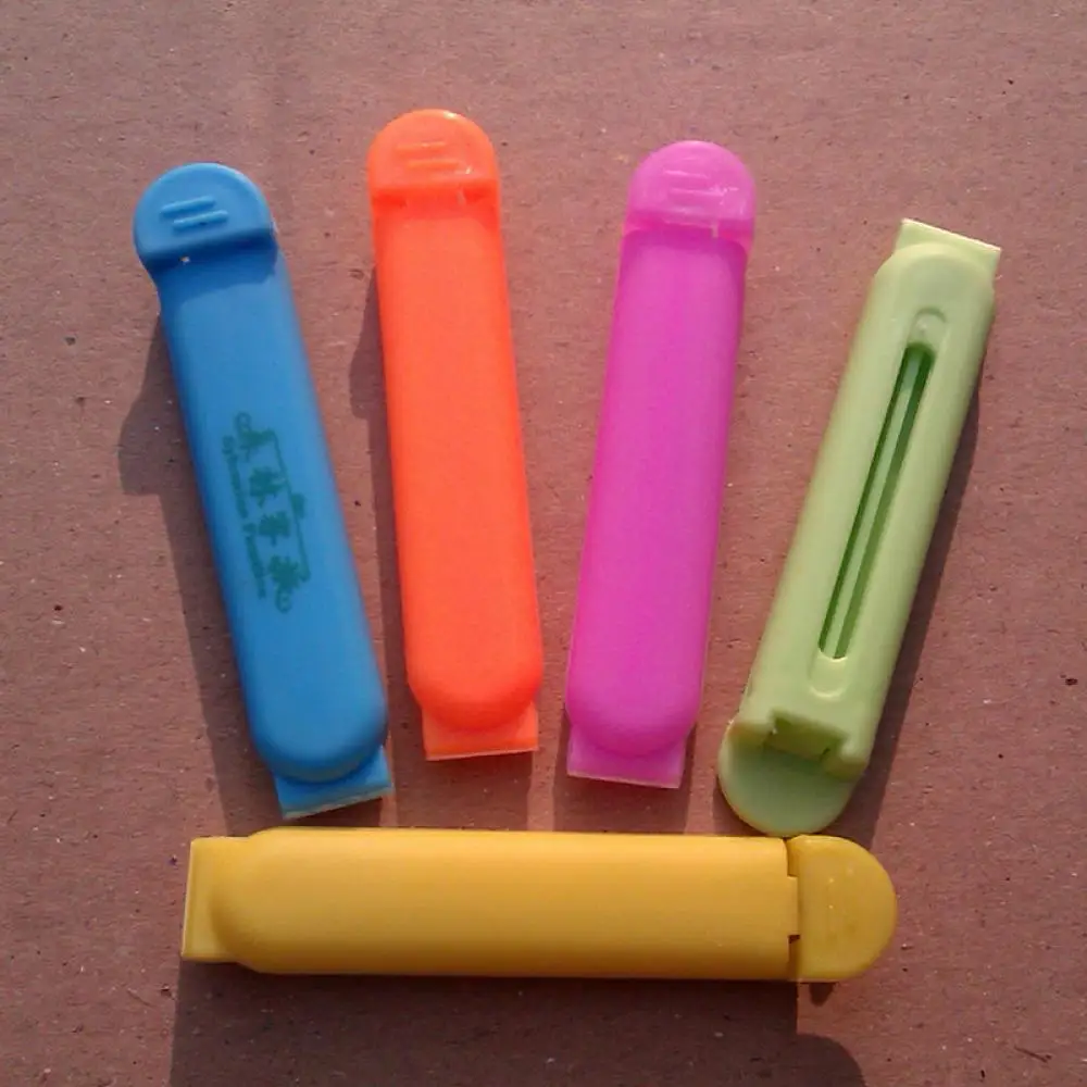

5pcs Portable Kitchen Storage Food Snack Seal Sealing Bag Clips Sealer Clamp Plastic Tool Kitchen Accessories Wholesale