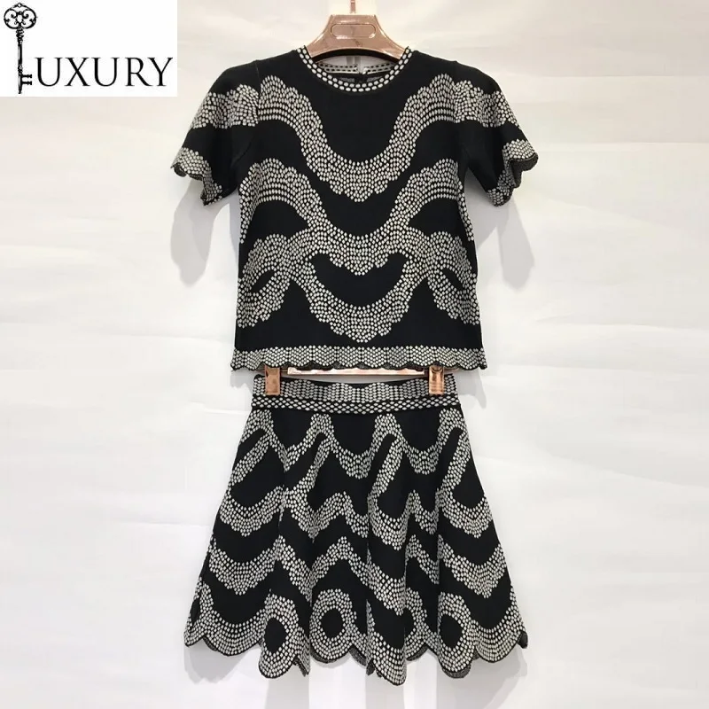 Piece Sweater Suits Two 2020 Summer Autumn Casual Sexy Crop Women Wave Pattern Tops Pullovers+Knitted Skirt Sets Girls