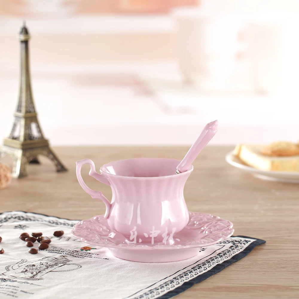 

Elegant Pink Coffee Cup Saucer Spoon Set Europe Princess Ceramic Tea cup 180ml Top Porcelain Teacup Cafe Teatime Drinkware