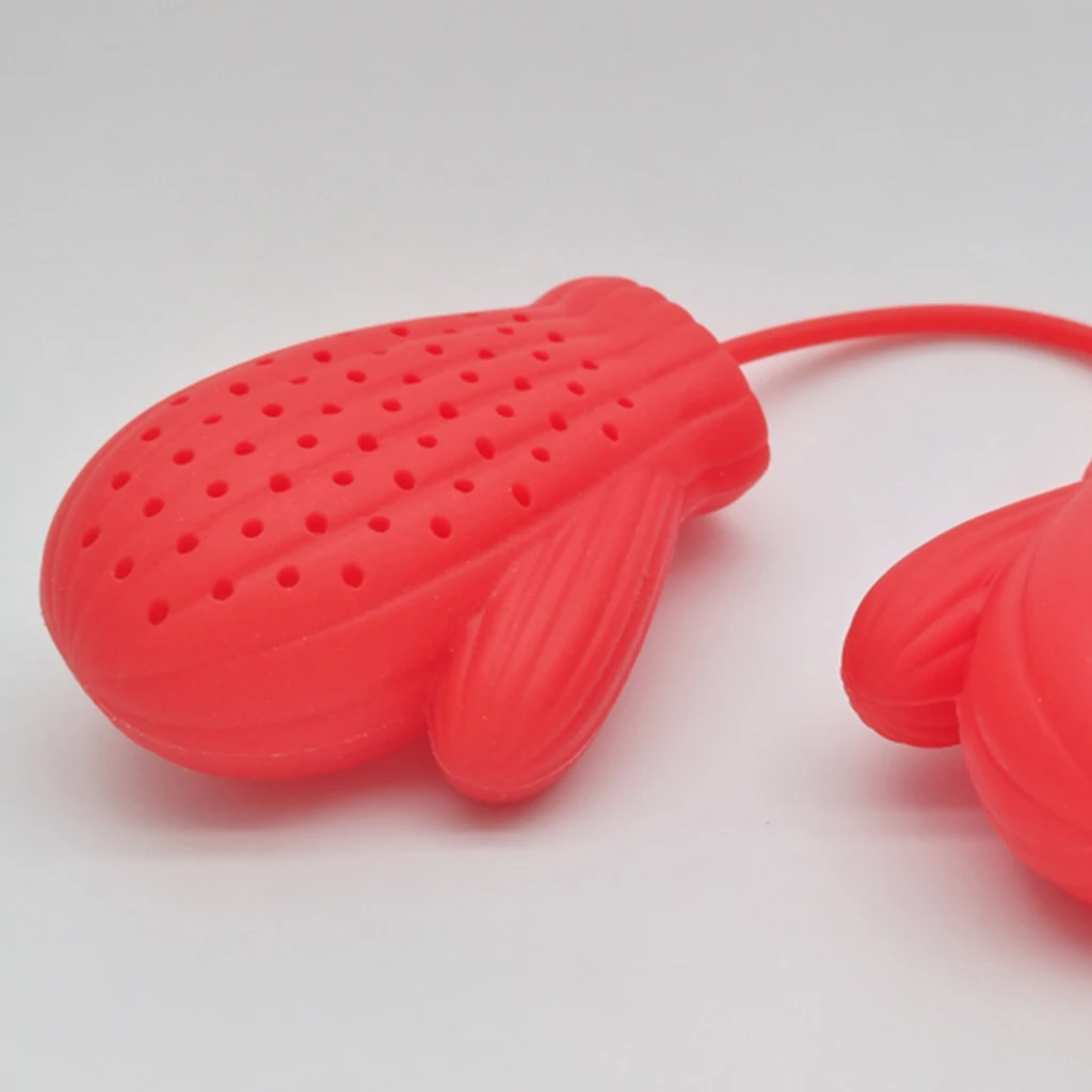 

Loose Tea Infuser Leaf Strainer Filter Diffuser Herbal Spice Xmas Glove Red