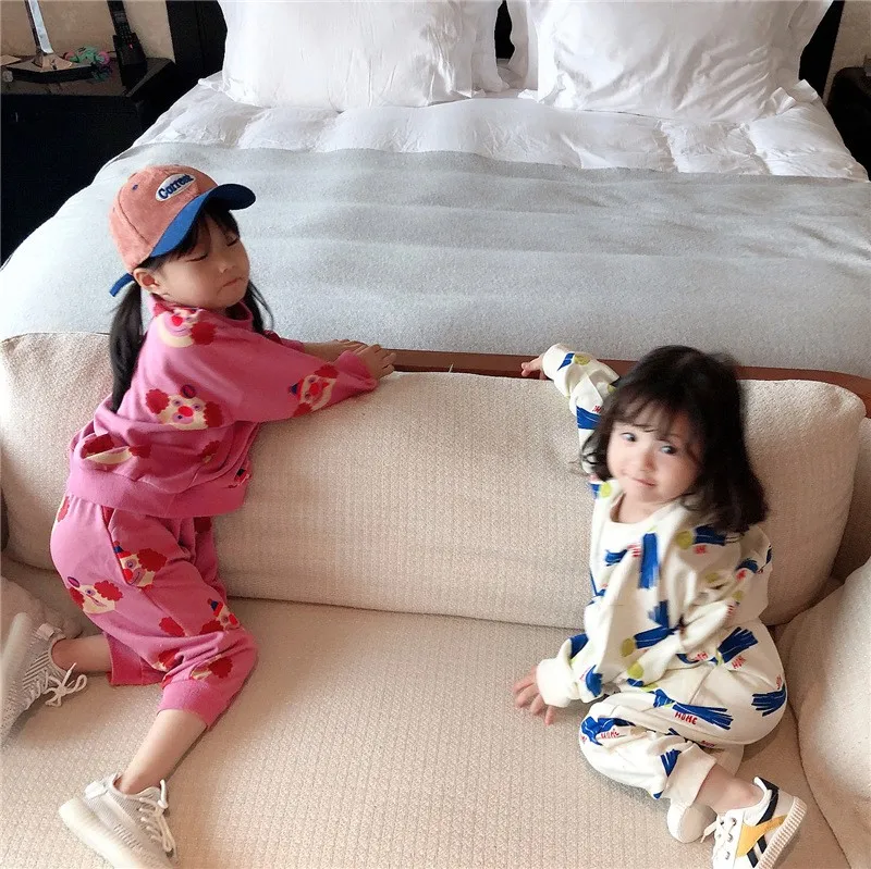 

2020 autumn and winter boys and girls children's new products foreign style sweater trousers two-piece suit