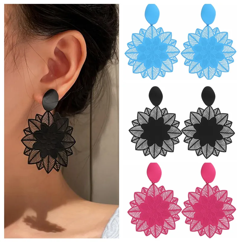 

Fashion Hollow Flower Dangle Earrings Women Korean Ear Jewelry