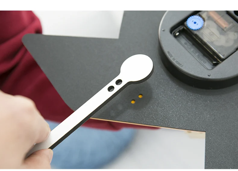 

Cartoon Creative Wall Clock Children Cute Modern Mute Clock Simple Baby Room Relojes De Pared Gift Diea Home Decoration DD55WC