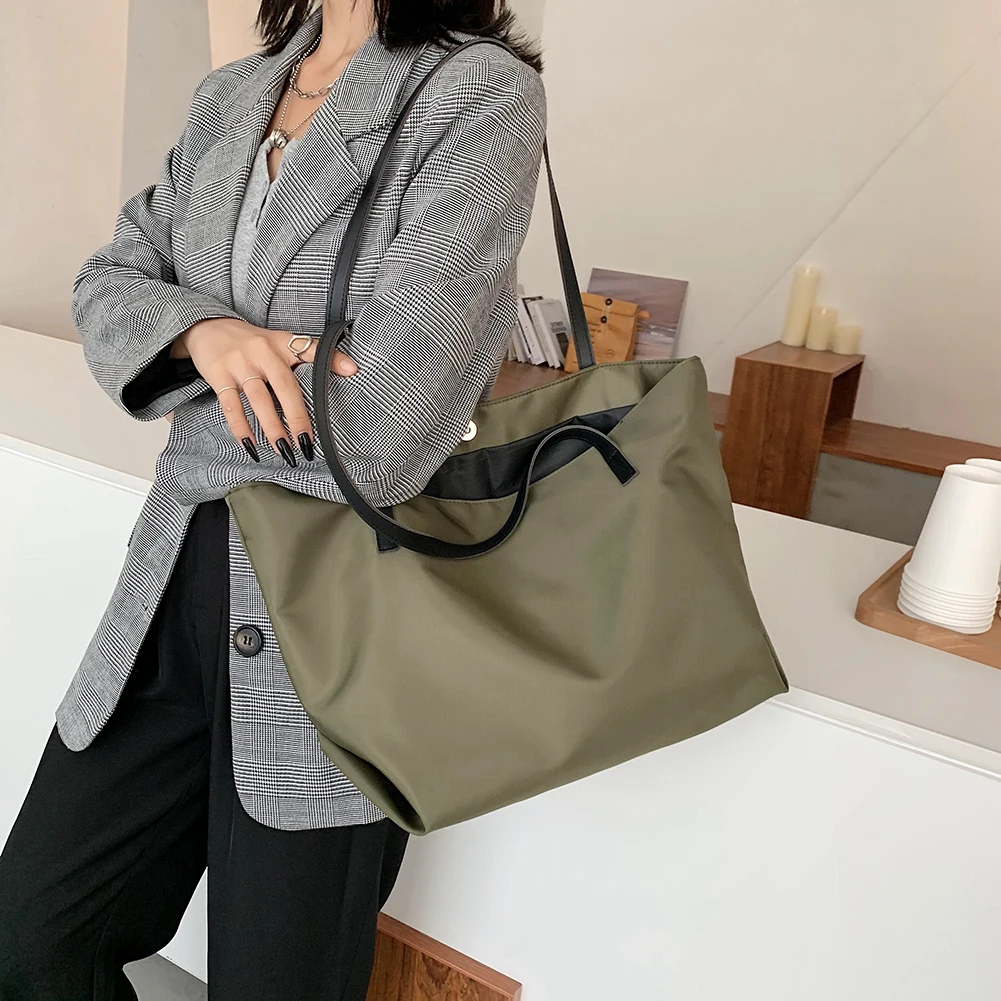 

Fashion Exquisite Shopping Bag Simple Nylon Handbags Women Large Capacity Shoulder Bag Travel Shopping Totes