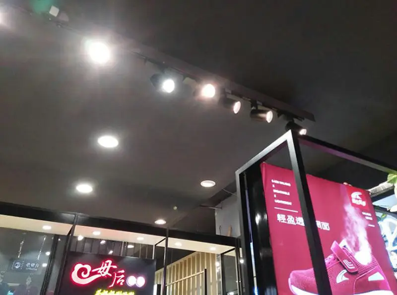 30 Вт COB LED трековое освещение Прожектор выставочный зал магазин одежды рельсовый