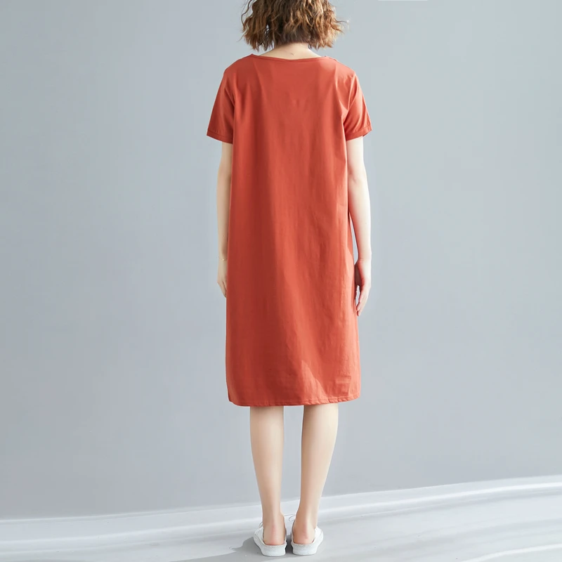 Женское Хлопковое платье с карманами однотонное вечерние до колена V образным