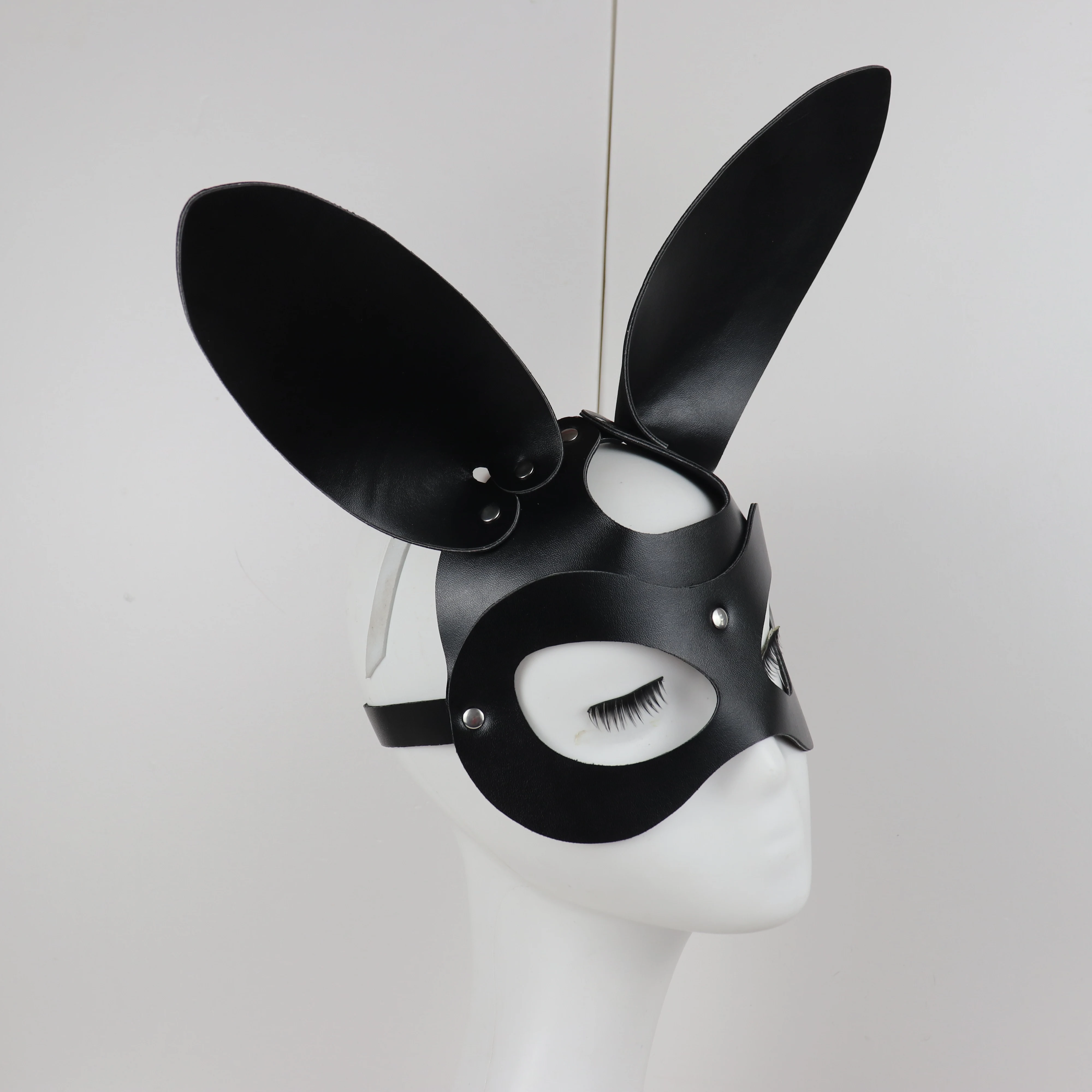 Маска уйи женская кожаная с заячьими ушками | Тематическая одежда и униформа