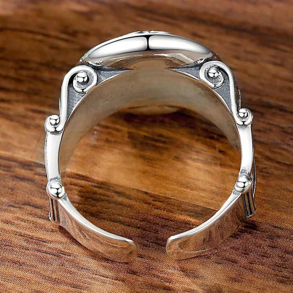 Регулируемое кольцо в ретро-стиле с рельефной резьбой виде короля льва |