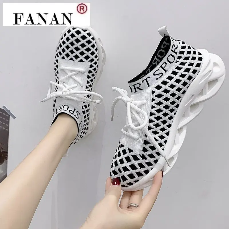 

Spring Black Sneakers Platform Women Shoes Thick Bottom Fashion Lace Up Non-slip Casual Shoes Korean Women's Vulcanized Shoes