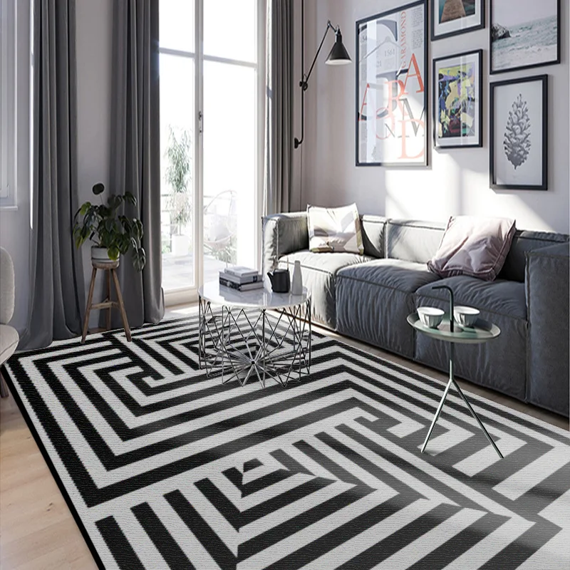 

Black And White Fashion Irregular Stripes Living Room Short Crystal Velvet Printing Anti Slip Mat Carpet Customization