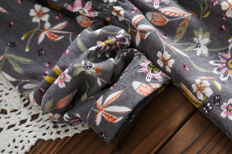 Женское вельветовое платье Banulin осенне зимнее приталенное с длинным рукавом и