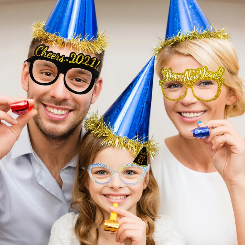 

6pcs 2021 Happy New Year Glitter Paper Glasses Eve Festival Party Decoration Eyeglasses Frame Photo Props Kids Adult Christmas