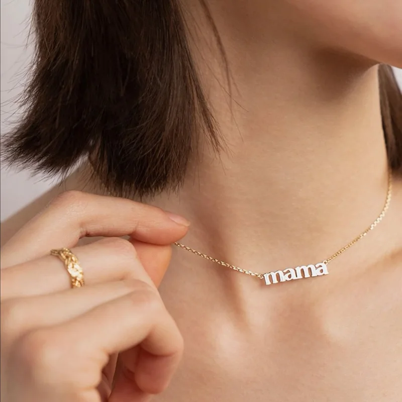 

Mother's Day Gift Stainless Steel 18k Gold Plated Mama Letter Pendant Necklaces for Women Minimalist Gold Chain Letter Necklace