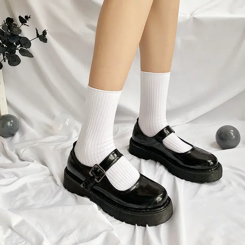 

Туфли Lolita из лакированной кожи, Туфли Мэри Джейн, новинка 2021, женская обувь на платформе, женская обувь с пряжкой на толстой подошве, черные