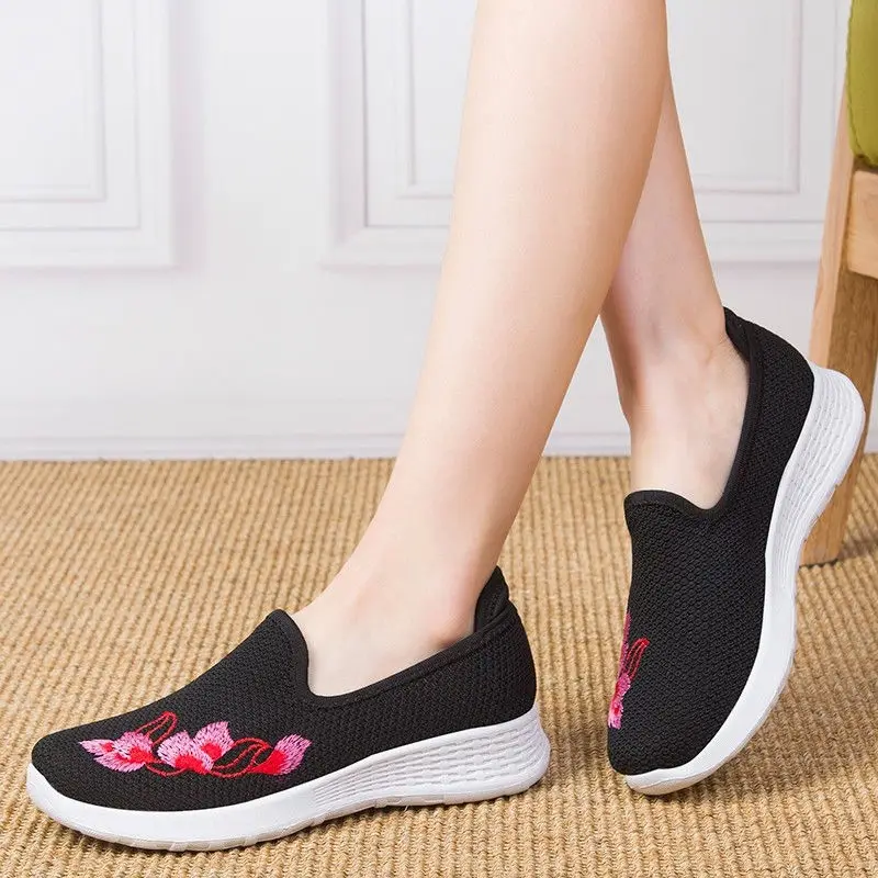 

2021 new high quality women's casual shoes