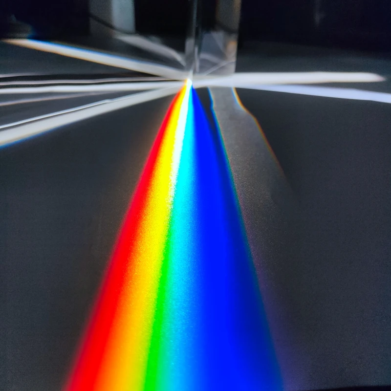 

30x30x50mm Triangular Prism Optical Prisms Glass Physics Teaching Refracted Light Spectrum Rainbow Children Students Present