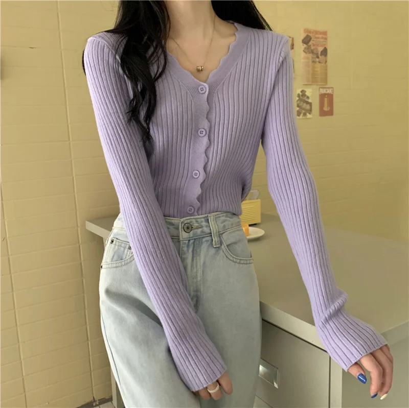 Early autumn Korean top new design sense short women's knitted cardigan lazy style V-Neck long sleeve sweater coat |
