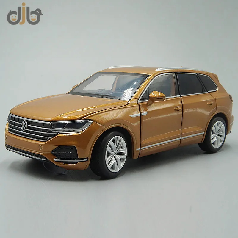 1:32 литая Игрушечная модель автомобиля Touareg со звуком светильник | Игрушки и хобби
