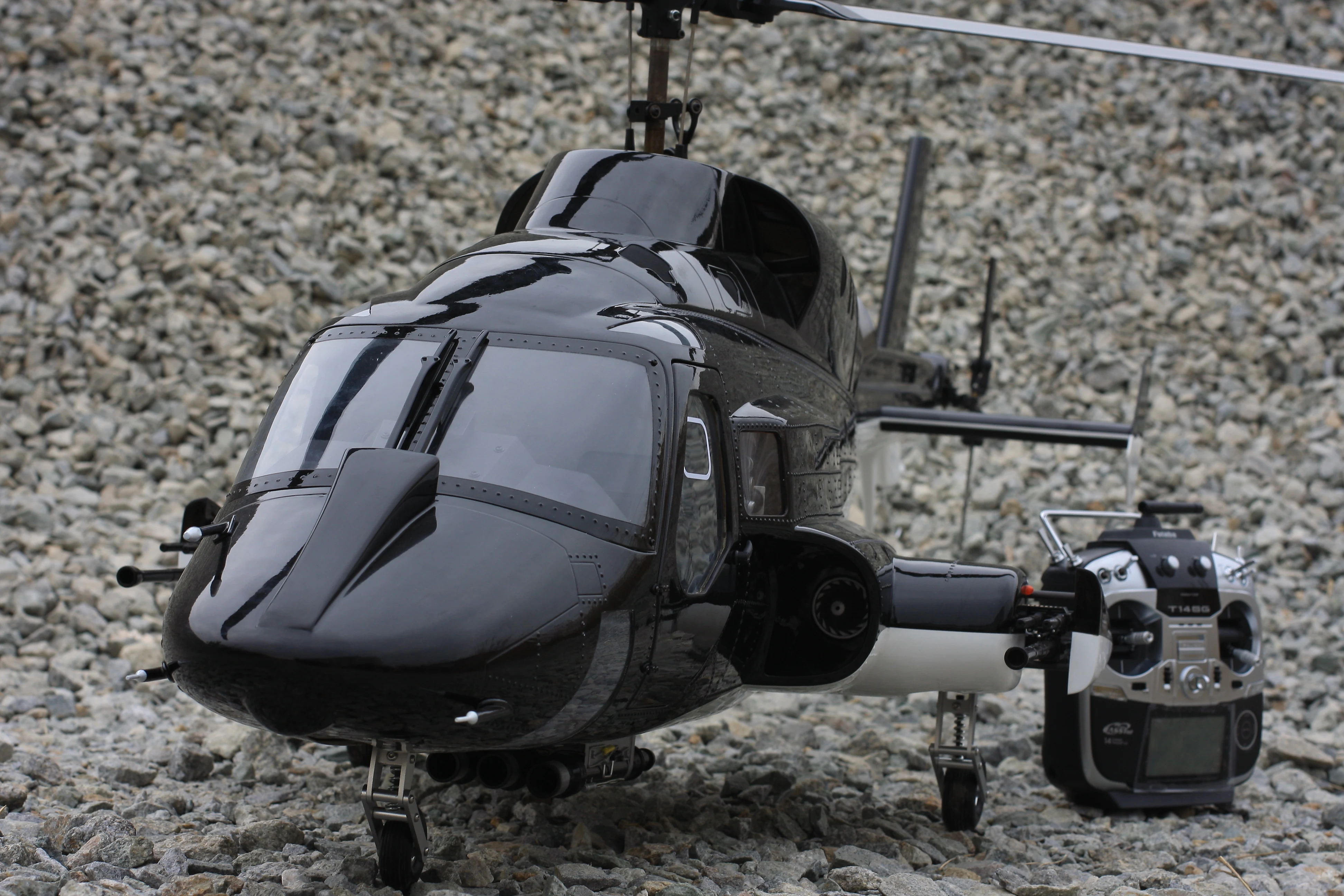 Комплект для переоборудования вертолета и механика Airwolf Black 800