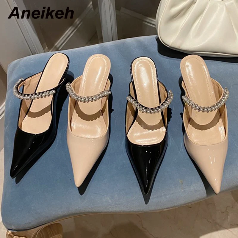 Модные туфли Aneikeh с острым носком из лакированной кожи белыми жемчужинами