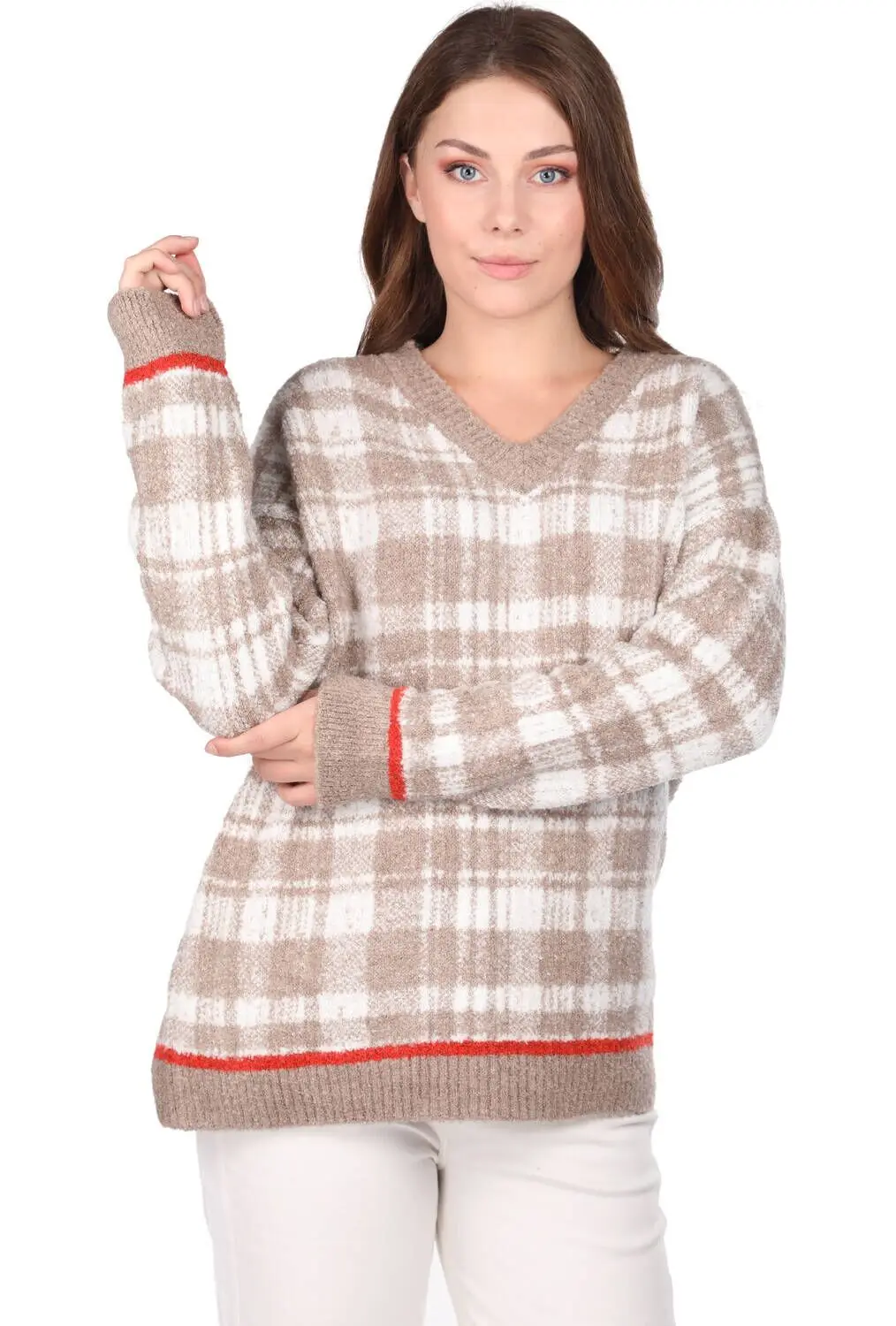 

Women's Beige V-Neck Plaid Knitwear Sweater