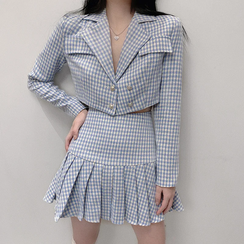

fragrance pearl double row buckle Plaid long sleeve short suit coat temperament high waist light proof pleated skirt