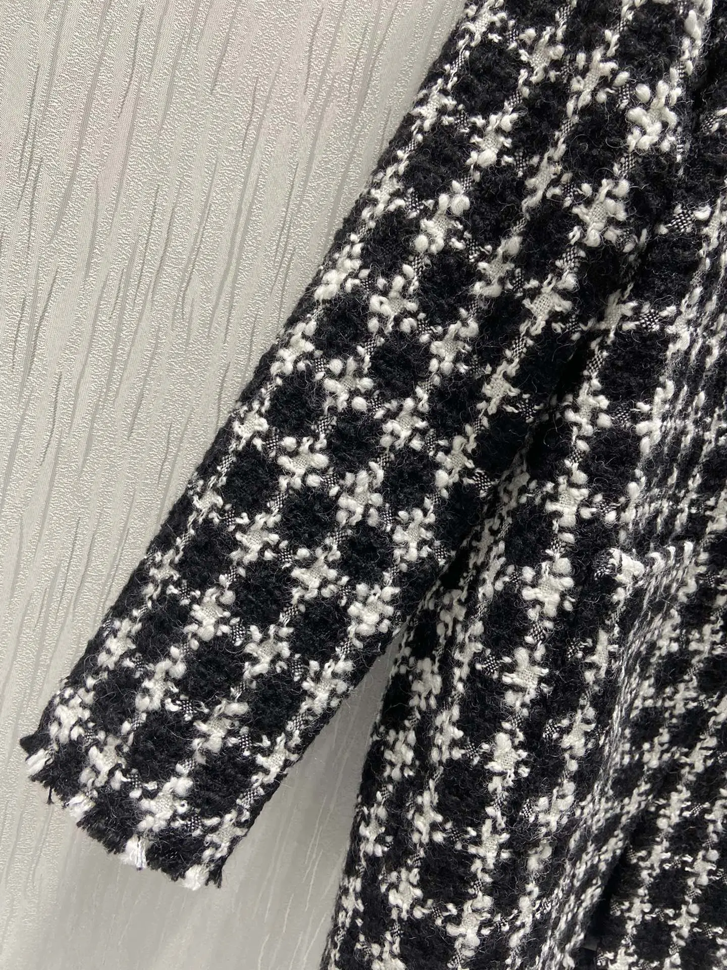 

2020 new ladies high quality fashion long sleeve round neck tweed plaid coat jacket 1212