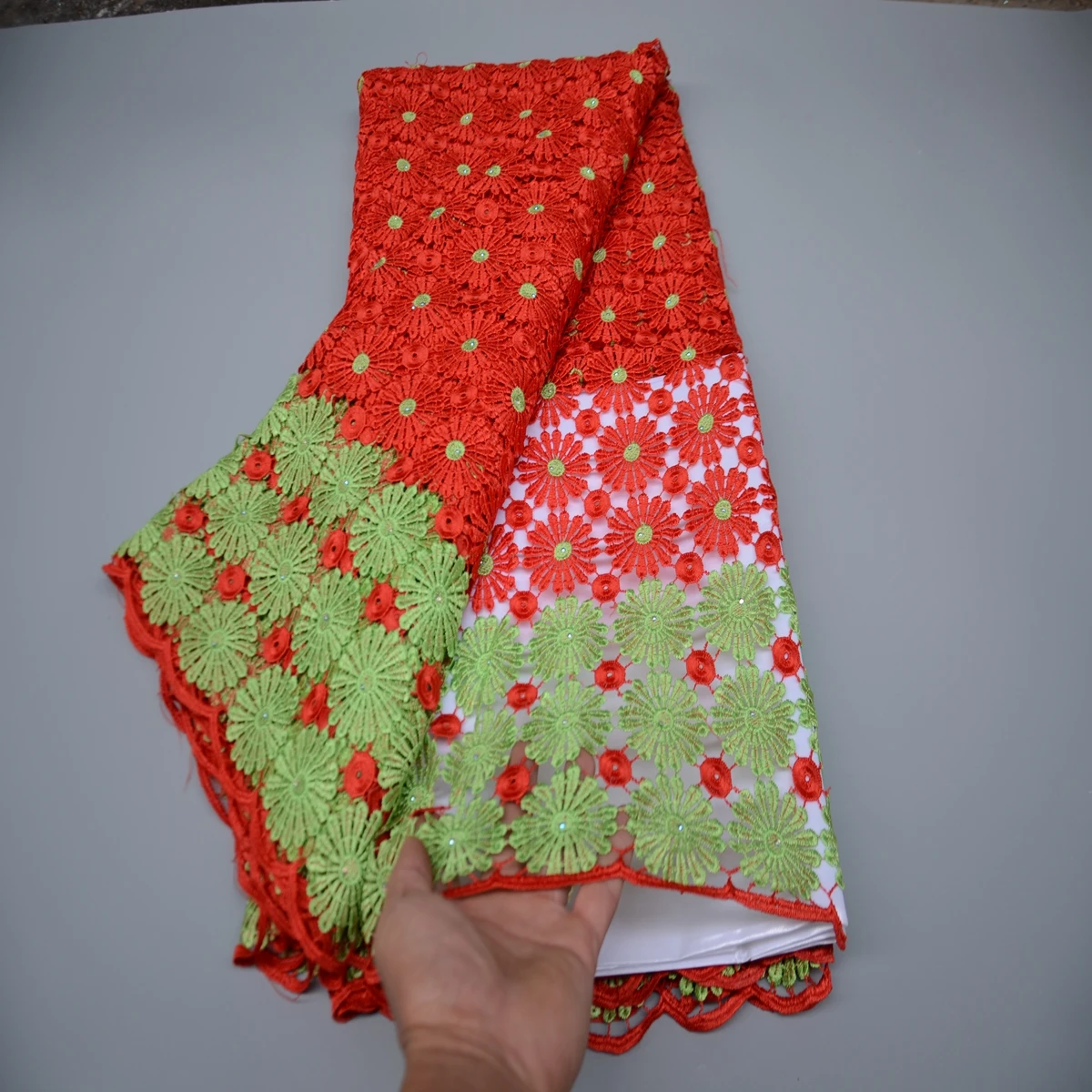 Tela de encaje de cord&oacute;n africano para mujer, tejido de guipur de calidad, &uacute;ltimo dise&ntilde;o, bordado colorido, Material de estilo nigeriano-0