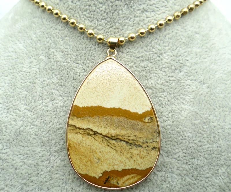 Натуральный камень Зеленый каплевидный Агаты кварцевый кристалл авантюрин Шарм