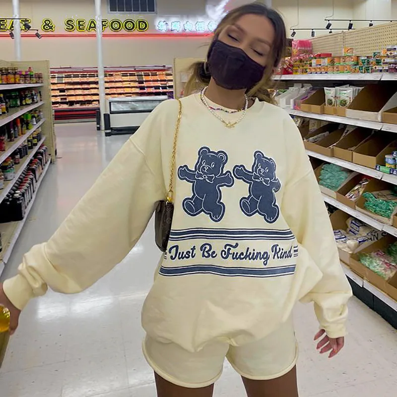 

Spring Suit Oversized Goth Hoodie Streetwear Womens Khaki Y2K Tops Skull Print Hip-hop Female Bear Sweatshirts Kawaii Short Sets