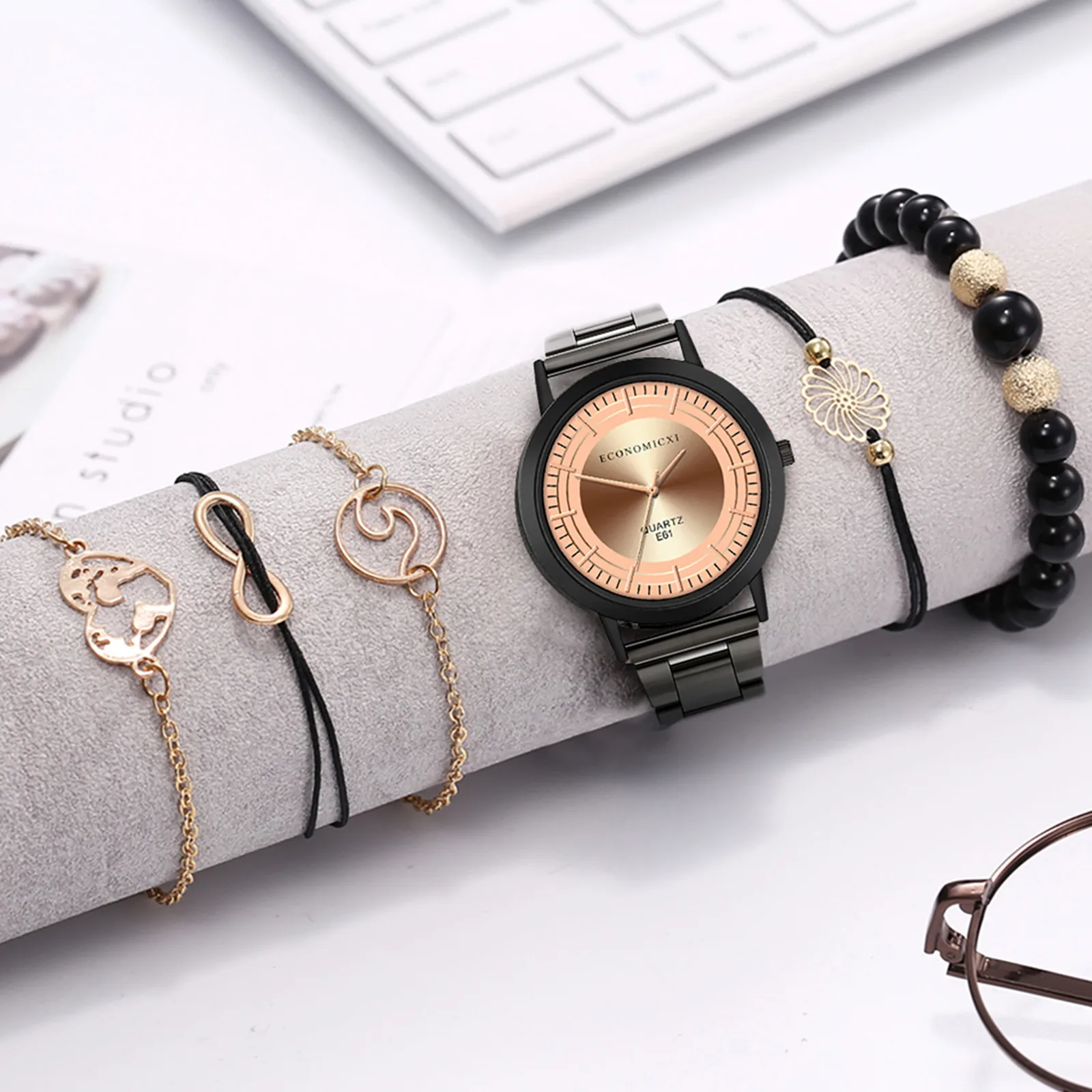 

Popular Quartz Watch Luxury Bracelet Gemstone Bracele Watch Quartz Watch Luxury Bracelet Gemstone Star Bracele Watch Fashion