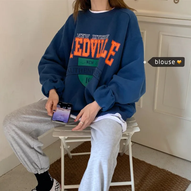 

Autumn And Winter Korean Version Of Fake Two-piece Thick Plush Sweatshirt Loose Letter Top Long Sleeve Casual Female En*