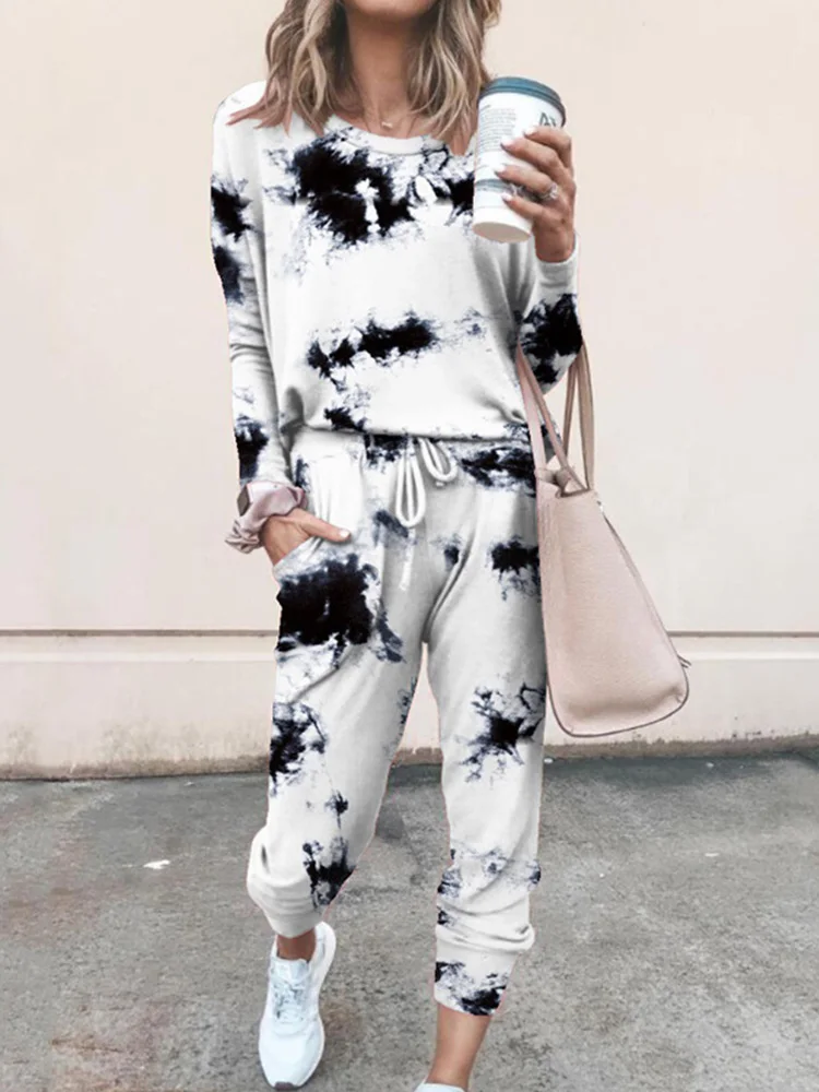 Костюм спортивный женский из двух предметов с принтом толстовка капюшоном на