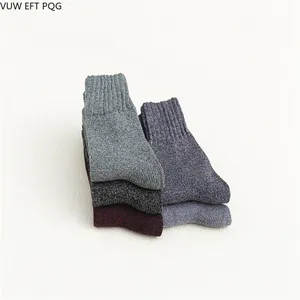 Autumn and Winter Blue Brown Men's Socks Business Daily Wear Simple Cotton Knitted Sock To Keep Warm
