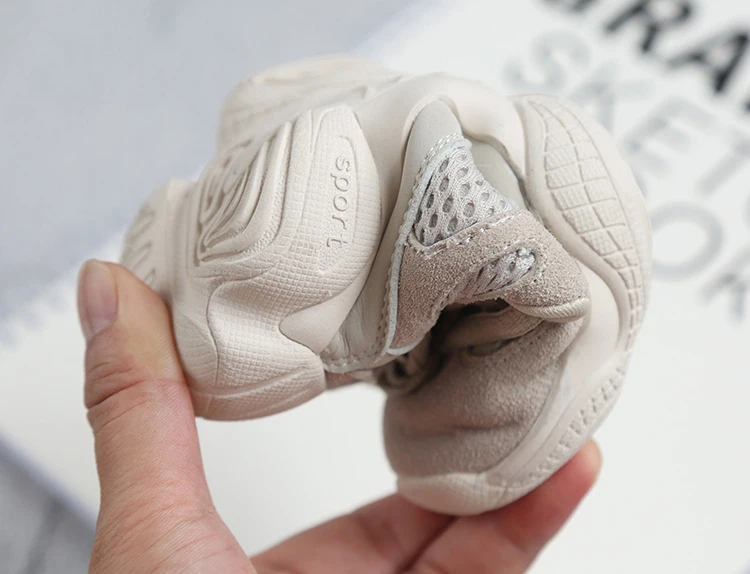 Детские черные замшевые кожаные кроссовки сетчатые дышащие для девочек и