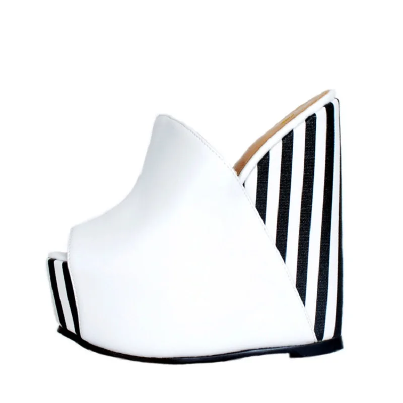 Оригинальные соблазнительные женские босоножки модные стильные туфли в полоску
