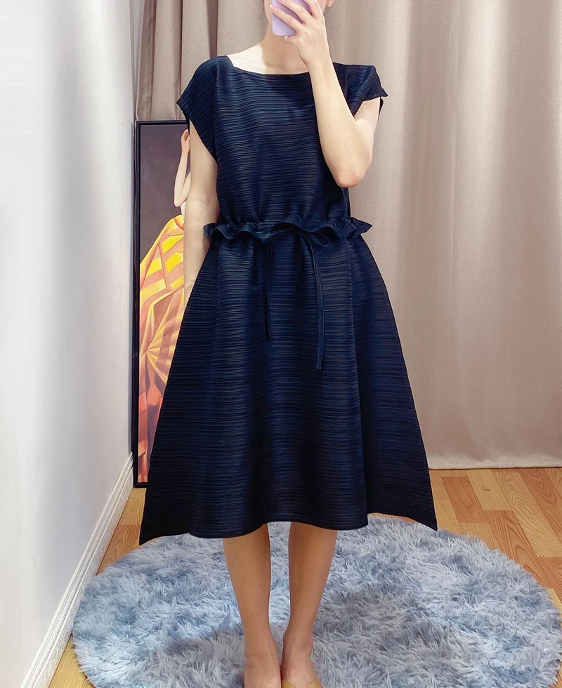 

2020 summer PP series loose thin Women's dress Miyak fold Fashion plus size slim drawstring mid-length A-line dress