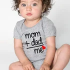 Летняя хлопковая одежда для новорожденных, для детей 0-18 месяцев, забавные комбинезоны для мамы и папы, для детей ясельного возраста, боди, наряды